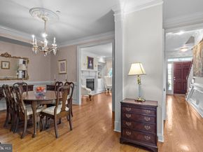 8 Dunham Lane, Newtown PA 18940