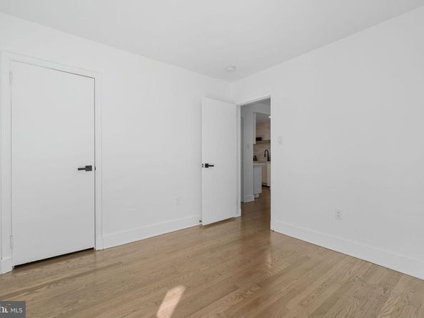 2539 Gallows Road, Dunn Loring VA 22027
