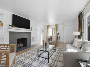 2539 Gallows Road, Dunn Loring VA 22027