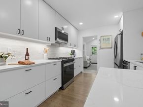 2539 Gallows Road, Dunn Loring VA 22027