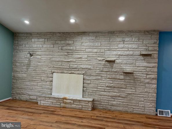9131 Bustleton Avenue, Philadelphia PA 19115