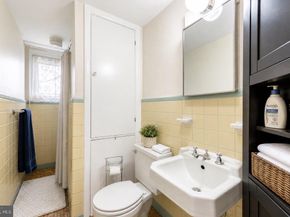 630 Cheswick Road, Philadelphia PA 19128