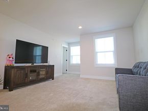 405 Chestnut Way, King Of Prussia PA 19406