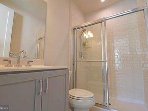405 Chestnut Way, King Of Prussia PA 19406