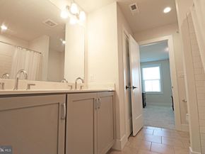 405 Chestnut Way, King Of Prussia PA 19406