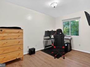 2911 Charing Cross Road 8, Falls Church VA 22042