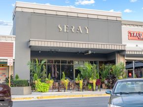 125 Market Square NW 4, Vienna VA 22180