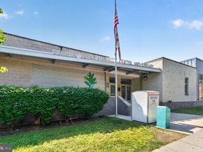 6004 Clay Street NE, Washington DC 20019