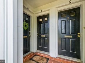 4618 28TH Road S B, Arlington VA 22206