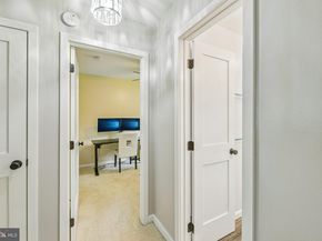 4618 28TH Road S B, Arlington VA 22206