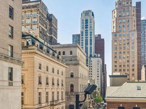1500 Chestnut Street 4B, Philadelphia PA 19102