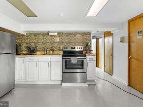 1670 Cloverly, Jenkintown PA 19046