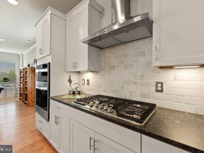 46408 Reddish Knob Drive, Sterling VA 20164
