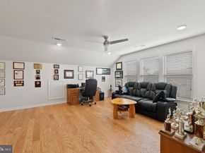46408 Reddish Knob Drive, Sterling VA 20164