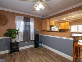 2942 Anzac Avenue, Abington PA 19001