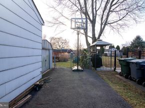 2942 Anzac Avenue, Abington PA 19001