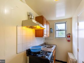 1155 S 11TH Street, Philadelphia PA 19147