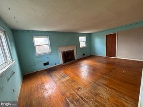 691 Media Line Road, Broomall PA 19008