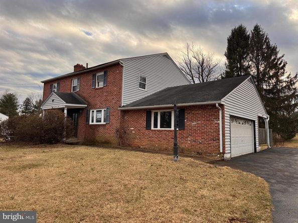 691 Media Line Road, Broomall PA 19008