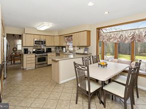 132 Roy Lane, Huntingdon Valley PA 19006