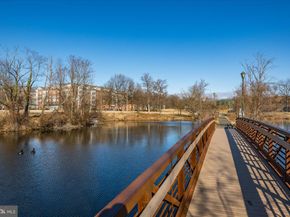 171 Somervelle Street 211, Alexandria VA 22304