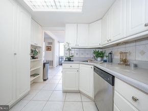 1326 Spruce Street 2908, Philadelphia PA 19107