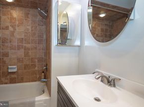 1326 Spruce Street 2908, Philadelphia PA 19107