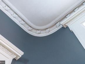 1805 Spruce Street, Philadelphia PA 19103