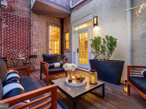 1805 Spruce Street, Philadelphia PA 19103