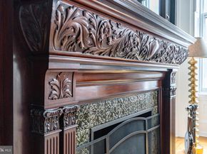 1805 Spruce Street, Philadelphia PA 19103