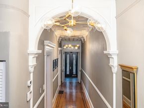 1805 Spruce Street, Philadelphia PA 19103