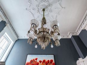 1805 Spruce Street, Philadelphia PA 19103