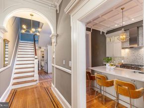 1805 Spruce Street, Philadelphia PA 19103