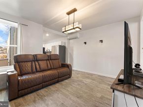 4618 Smick Street, Philadelphia PA 19127