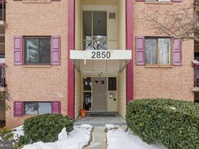 2850 Dover Lane 201, Falls Church VA 22042