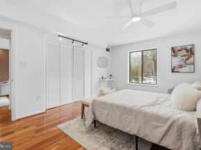 2850 Dover Lane 201, Falls Church VA 22042