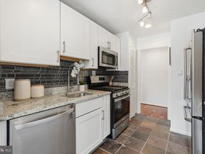 2850 Dover Lane 201, Falls Church VA 22042