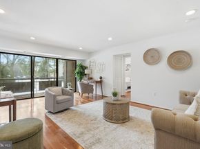 2850 Dover Lane 201, Falls Church VA 22042