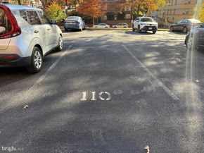 4000 Tunlaw Road NW 811, Washington DC 20007