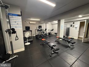 4000 Tunlaw Road NW 811, Washington DC 20007