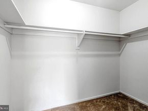 204 Park Terrace Court SE 25, Vienna VA 22180