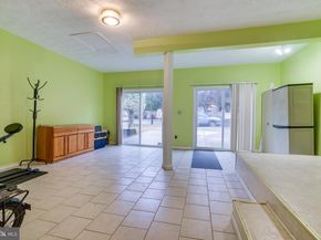 2851 Edgelea Road, Vienna VA 22181