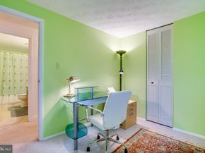 2851 Edgelea Road, Vienna VA 22181