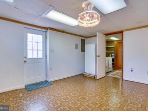 2851 Edgelea Road, Vienna VA 22181