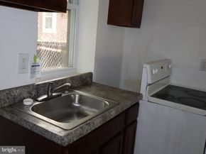 527 E Walnut Lane, Philadelphia PA 19144