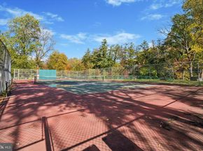 1001 City Ave. W1004, Wynnewood PA 19096