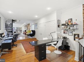 131 Pine Street, Philadelphia PA 19106