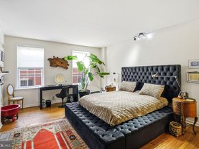 131 Pine Street, Philadelphia PA 19106