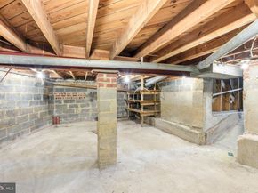 5607 Iona Way, Alexandria VA 22312