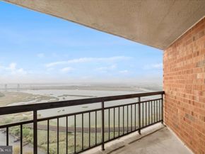 2138 Harmon Cove Tower 2138, Secaucus NJ 07094
